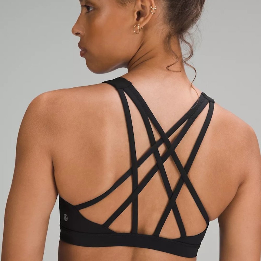 Lululemon Free to Be Serene Bra Light Support, C/D Cup black size 6